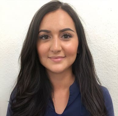 Zaharztpraxis Harras, Agata Murianni Dentalhygienikerin mit dem Bachelor of sciens abgeschlossen.